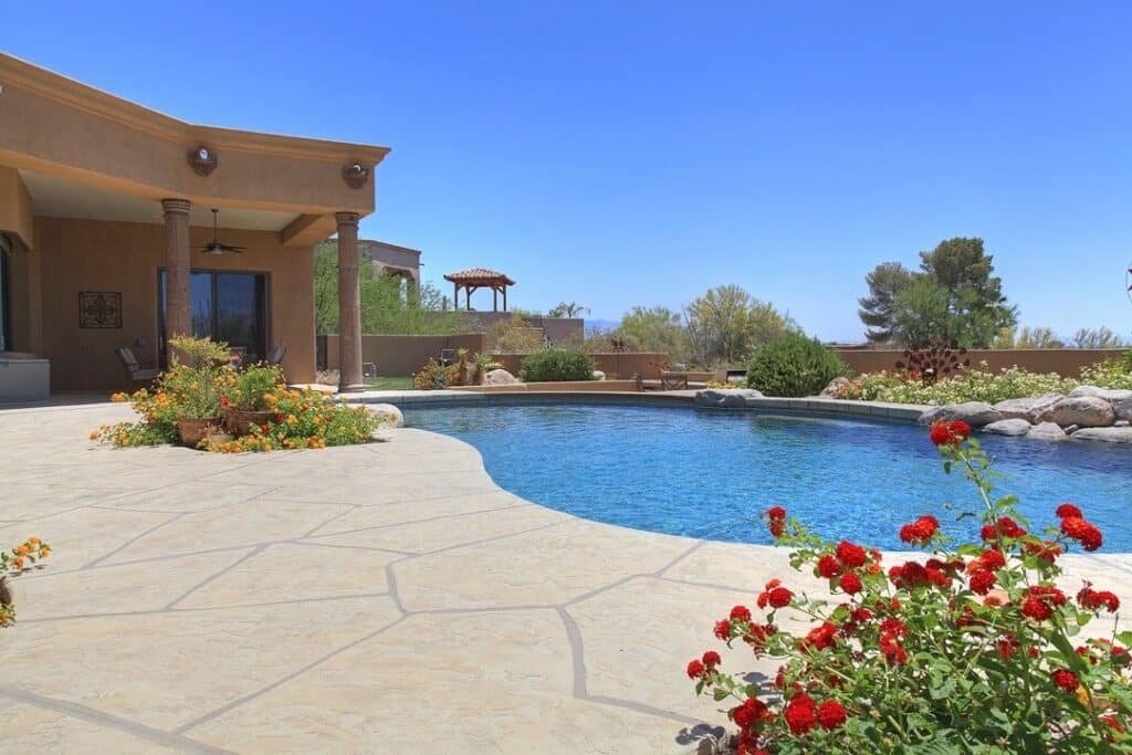 acrylic-overlay-phoenix-concrete-arizona-cool-deck-stamped-concrete-az-pattern-concrete-concrete-design | Arrowhead Deck & Pools