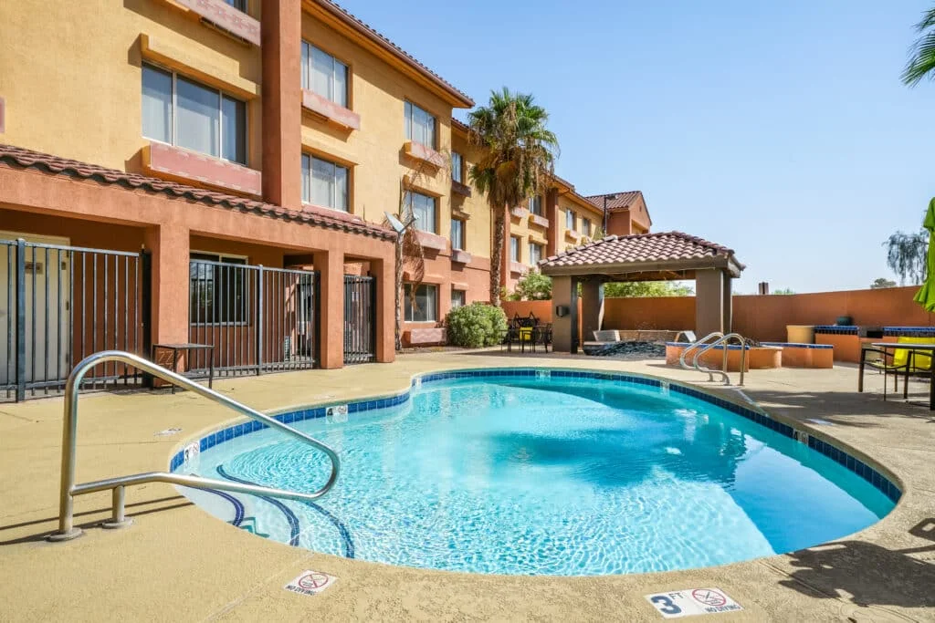  | Arrowhead Deck & Pools